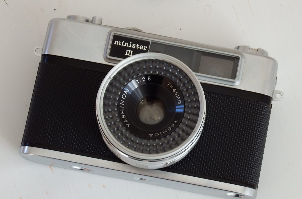 yashica-minister-iii-1